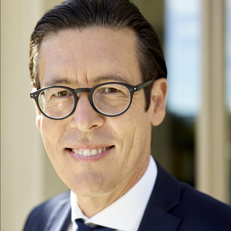 Prof.Dr.Frank EP Dievernich in der Frankfurter Stiftung Polytechnischer Gesellschaft Prof.Dr.Frank EP Dievernich in der Frankfurter Stiftung Polytechnischer Gesellschaft